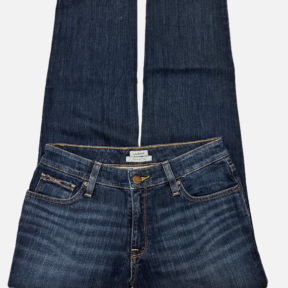 L.L. Bean Favorite Fit Jeans Size 2P - Picture 3 of 5